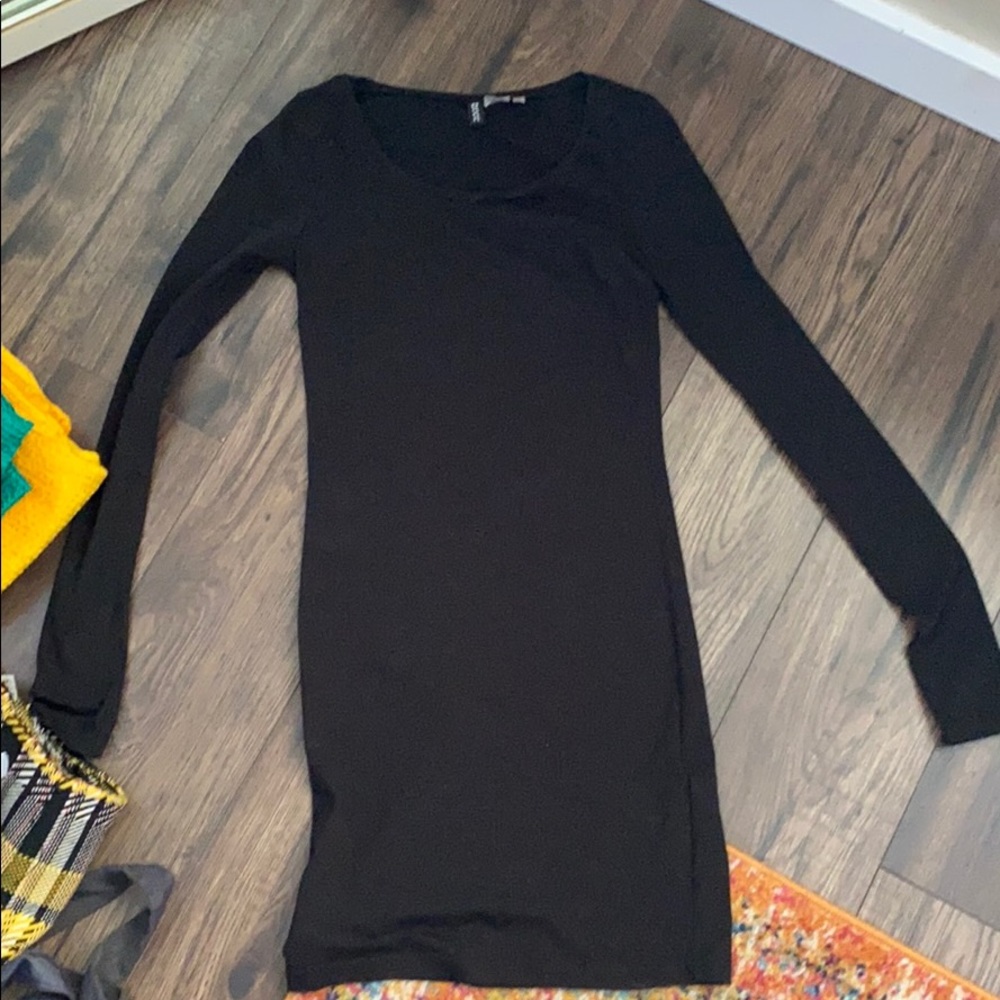 Black long sleeve mini dress